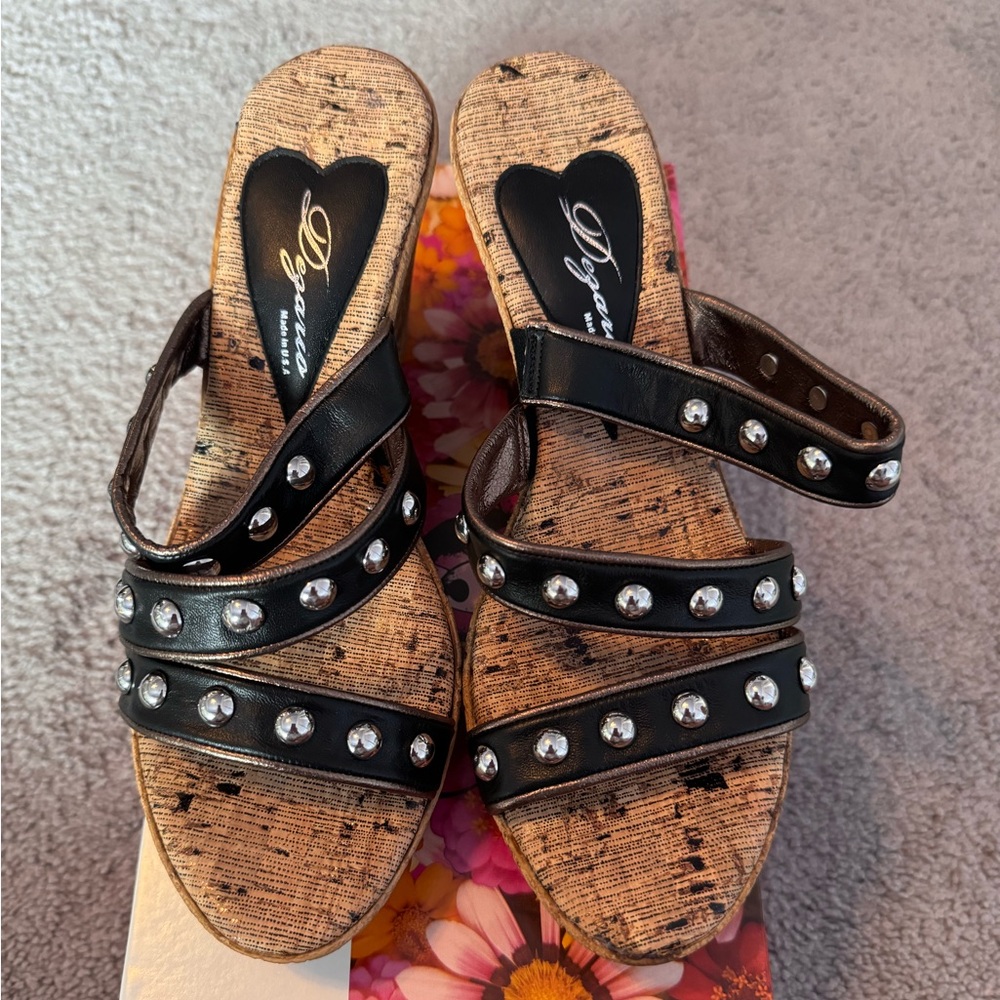 Dezario Slip On Sandals